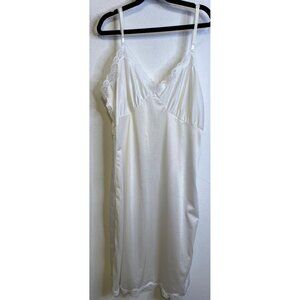 Vintage Mel-Lin Full Slip Size 36 White/Off-White 100% Nylon & Lace USA
